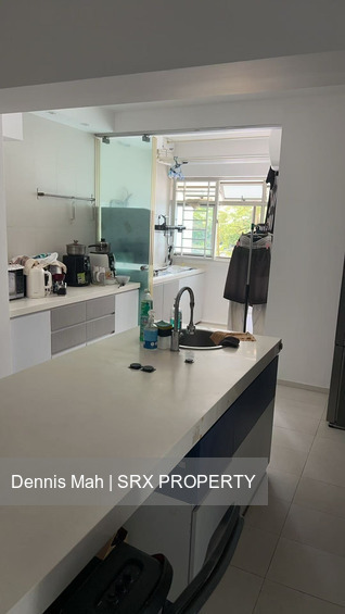 Blk 49 Forfar Heights (Queenstown), HDB 3 Rooms #527858891